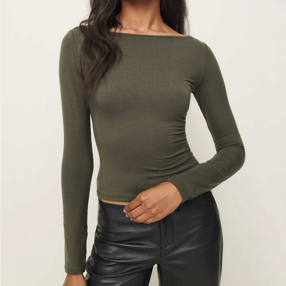 reformation Wiley top in pine green - size m